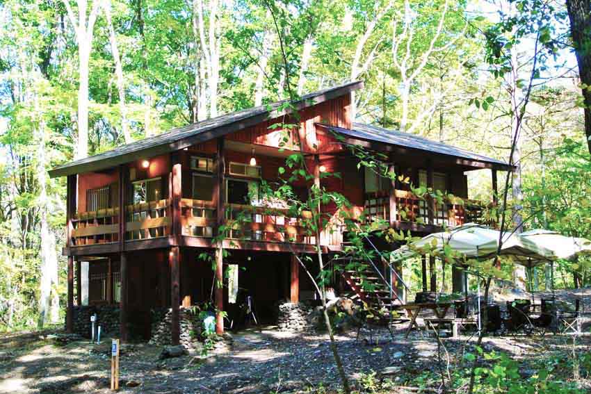 Gachinko BBQ Lodge__Outside.jpg